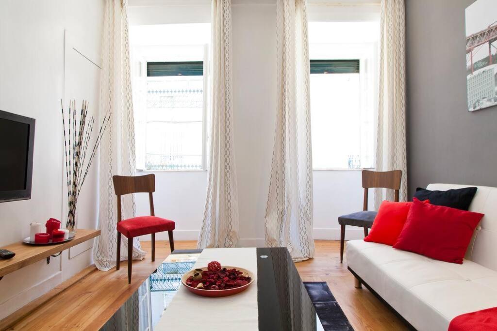 Lisbon Sant'Anna Apartments Екстер'єр фото