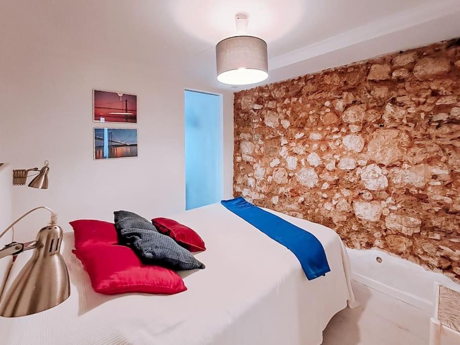 Lisbon Sant'Anna Apartments Екстер'єр фото